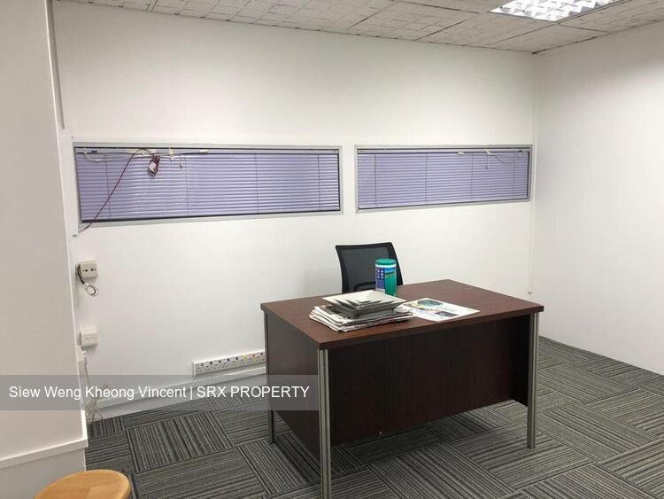 High Street Centre (D6), Office #318740611